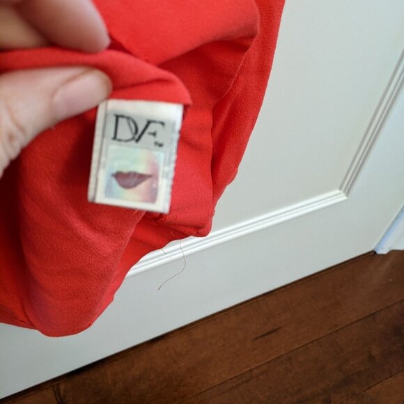 Diane Von Furstenberg women's orange 3/4 sleeve blouse in size 4 - Picture 6 of 8